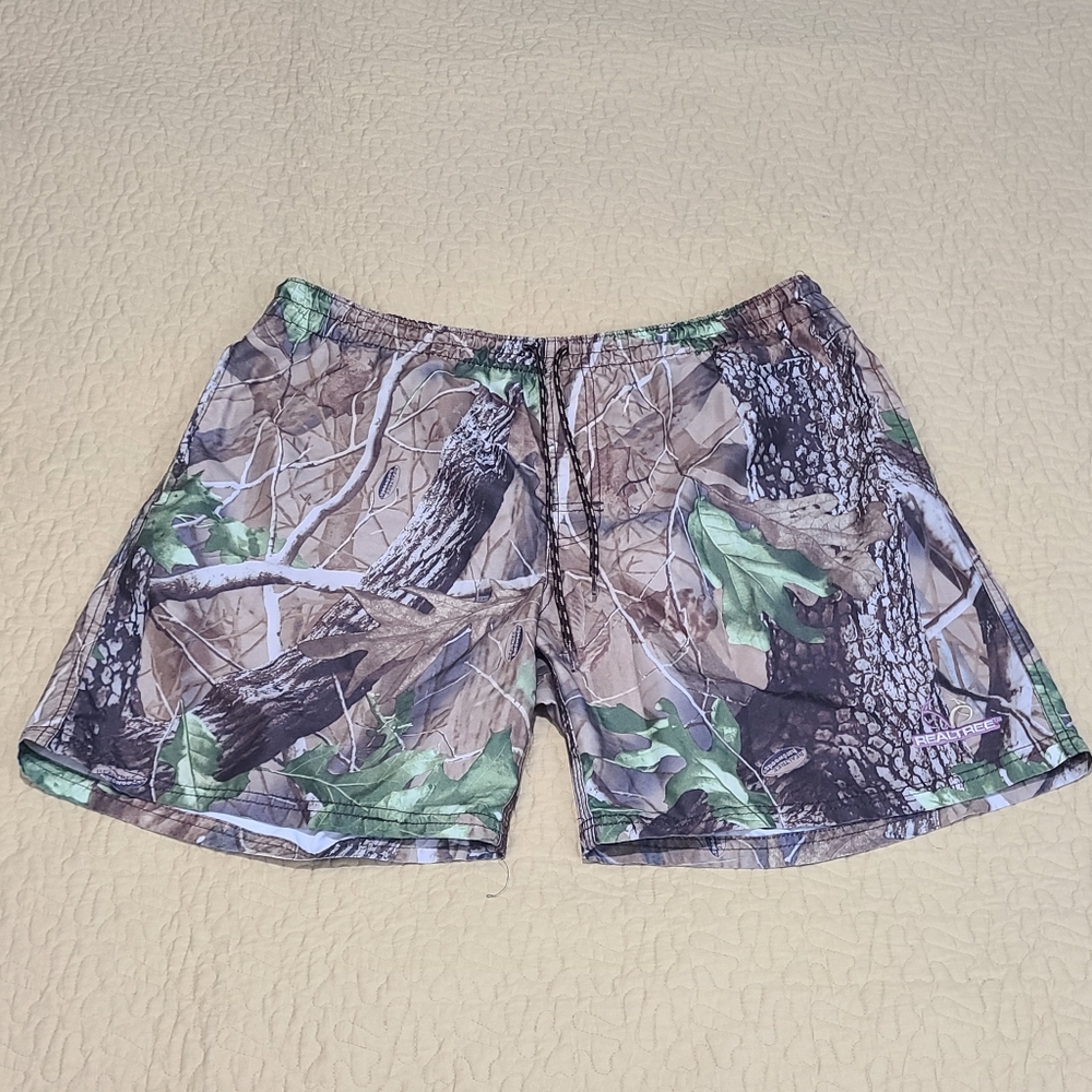 Realtree Forest Camo swim trunks size L